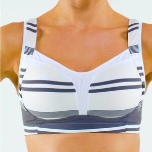 Lululemon Ta Ta Tamer Groovy Stripe